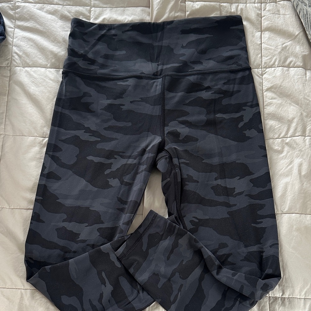 Athleta Black Camouflage Leggings